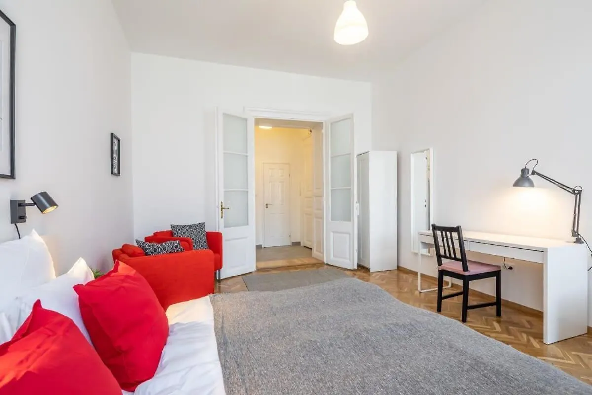 布达佩斯Excellent Location Magnificent Flat公寓 布达佩斯