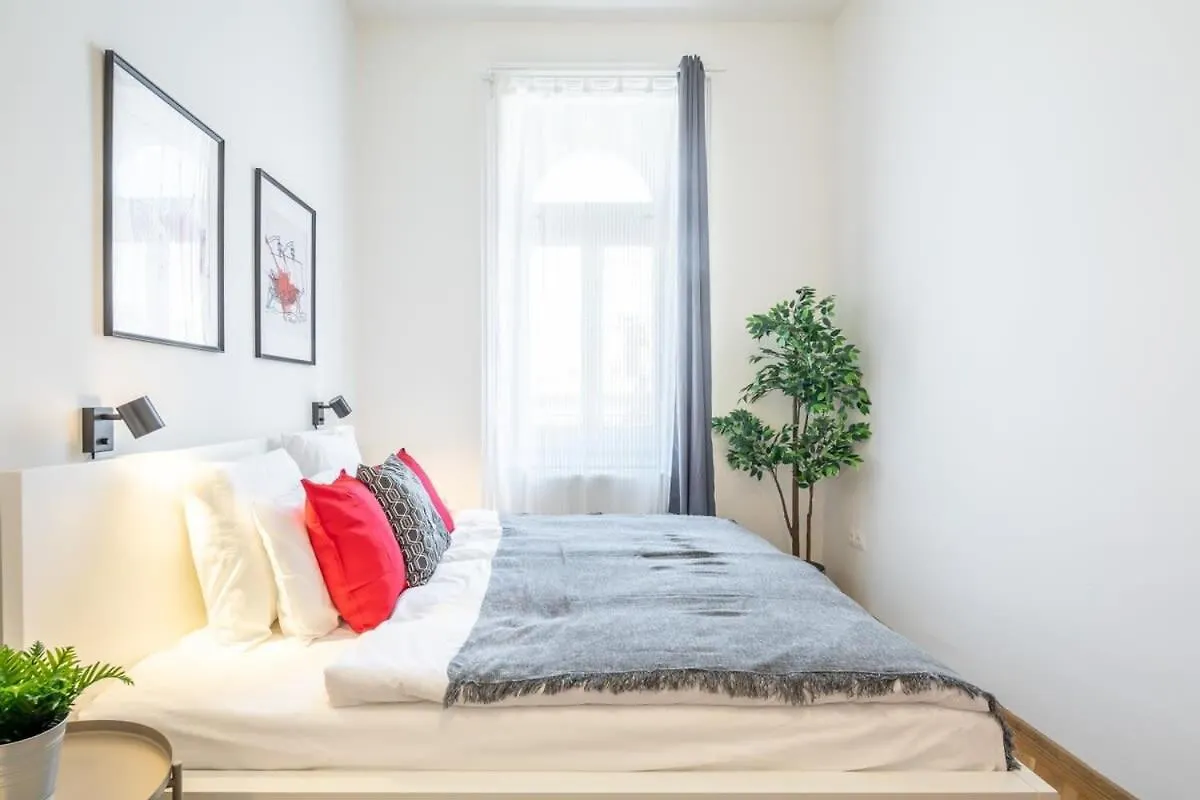 公寓 布达佩斯Excellent Location Magnificent Flat公寓 匈牙利